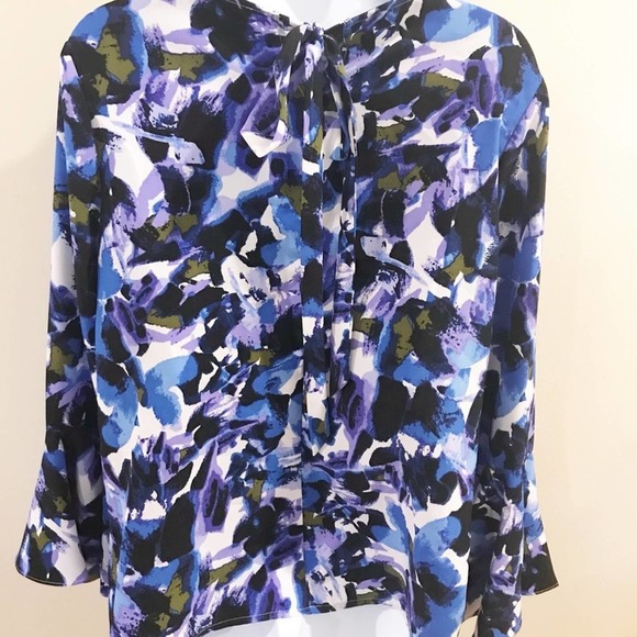 H Halston Floral Tie Back Bell Sleeve Blouse M - Picture 8 of 12